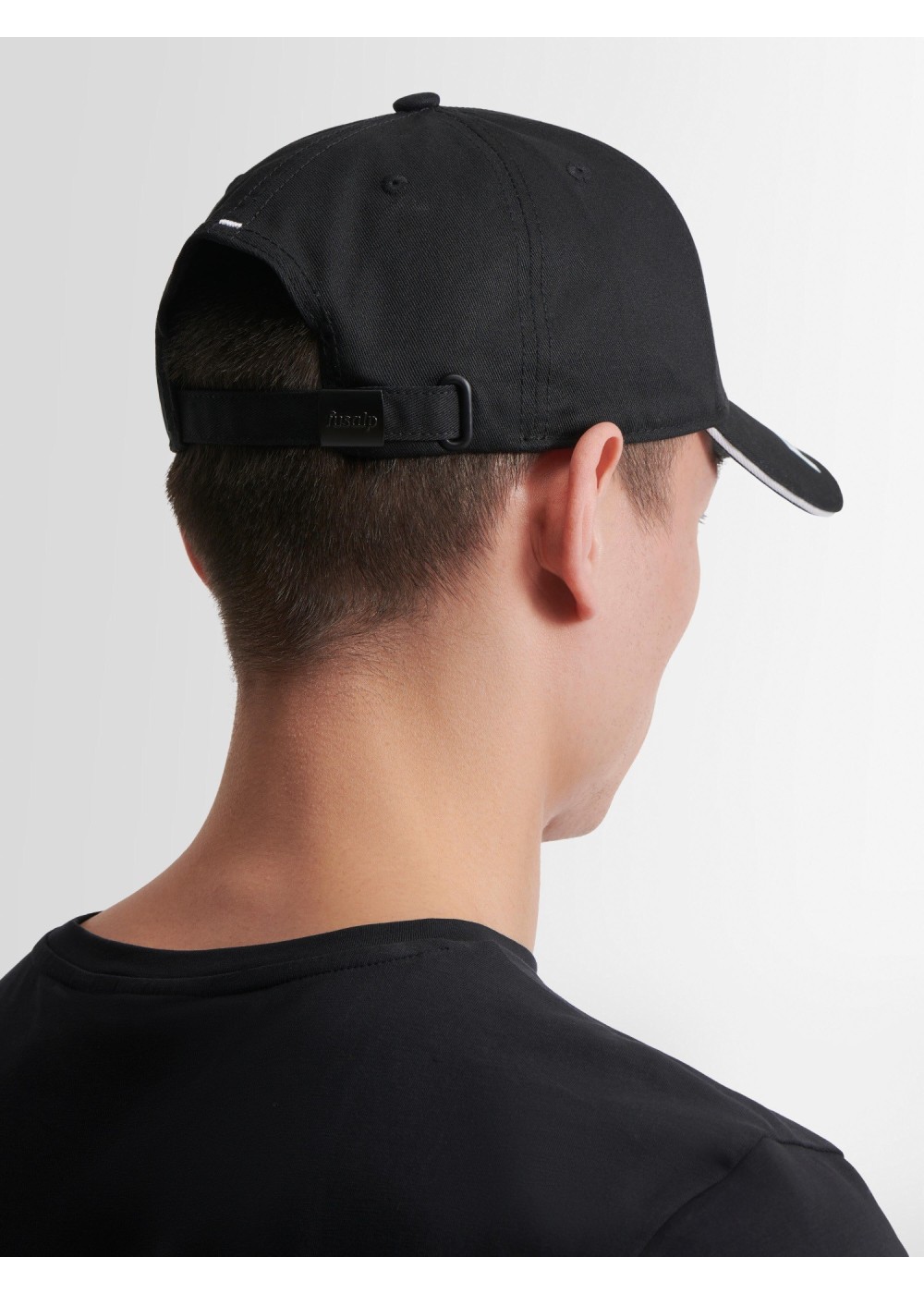 Fusalp CASQUETTE FUSALP BEN UNISEXE NOIR  FBEN chez Graphiti Concept Store Dieppe